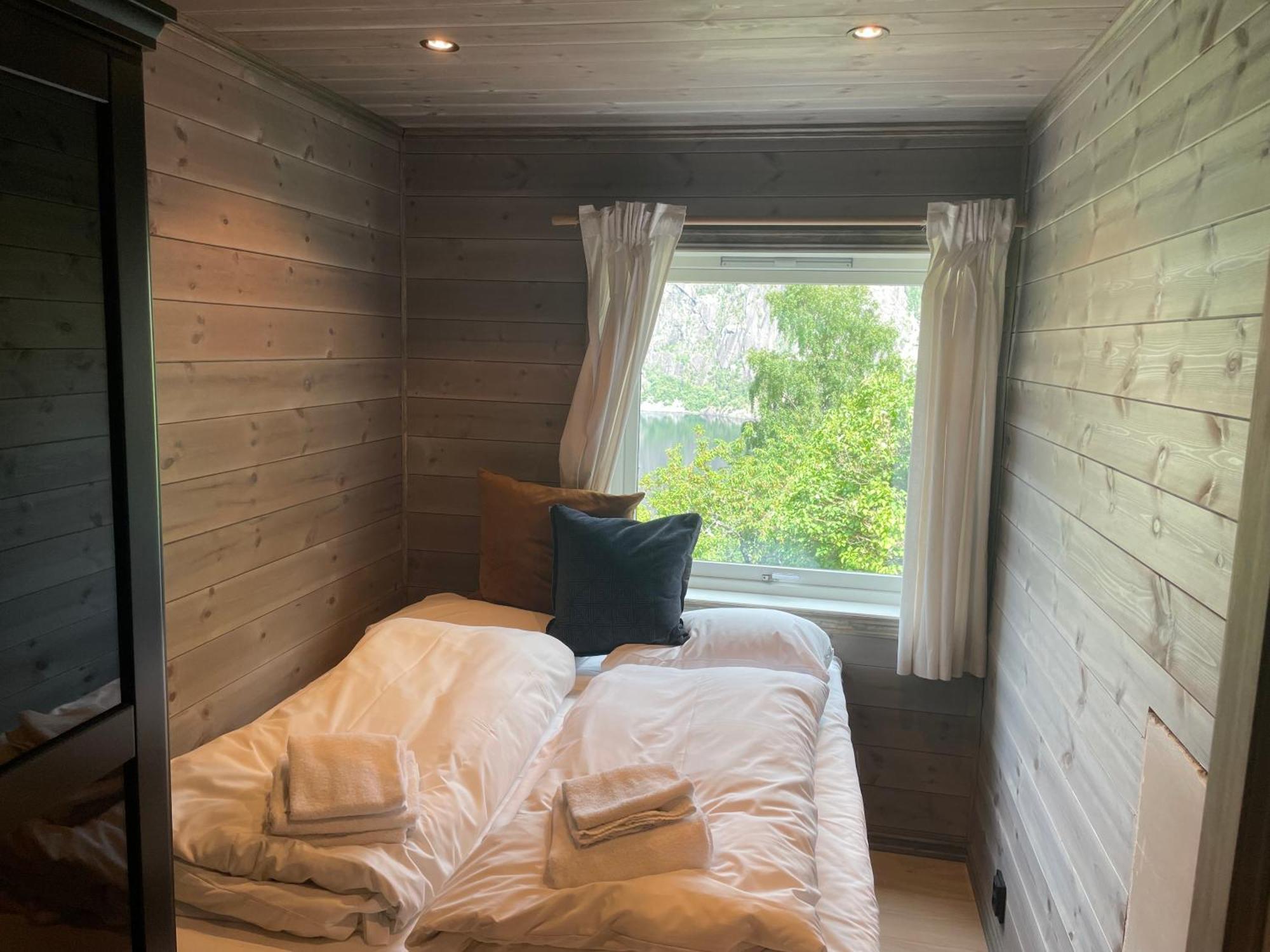 Kvammen Apartment Saebo  Ngoại thất bức ảnh
